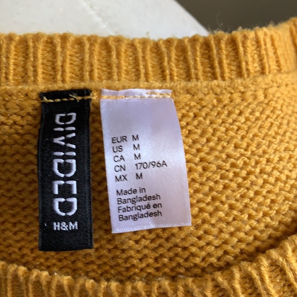 H&M Women’s Sweater - Picture 5 of 5